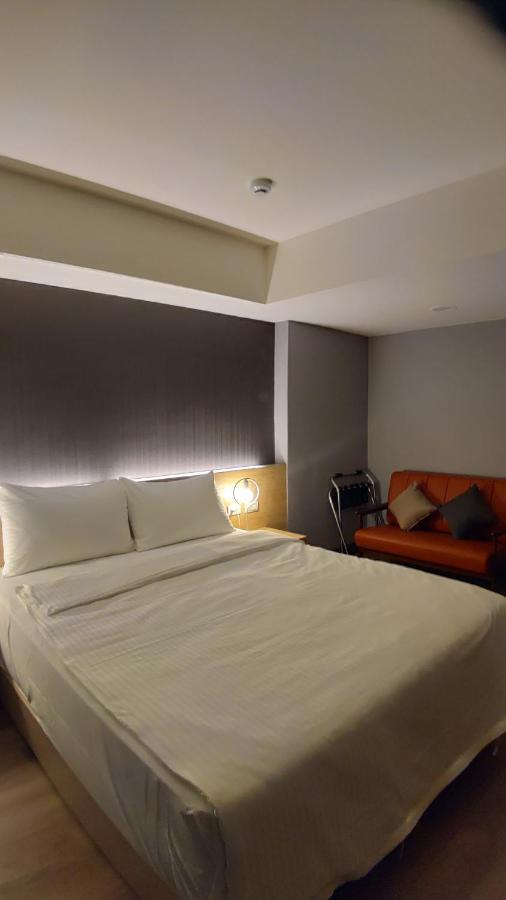 Cy Hotel Đài Bắc Ngoại thất bức ảnh