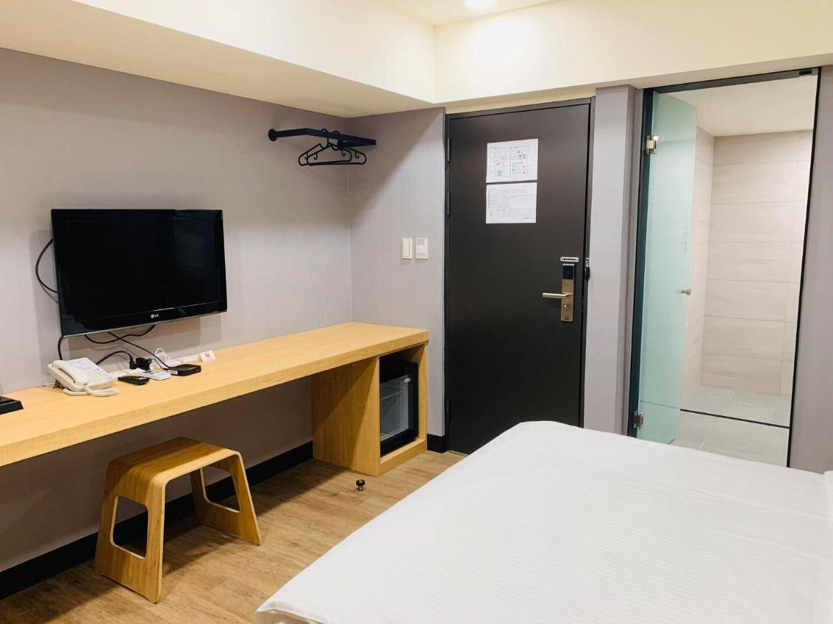 Cy Hotel Đài Bắc Ngoại thất bức ảnh